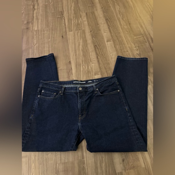 Men's Straight-Fit Jeans Size: 40W x 32L - Picture 9 of 10